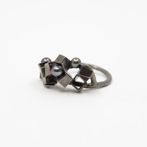 Alma Sophia Design - Cluster Ring Rhodium/Perle - Norway Designs