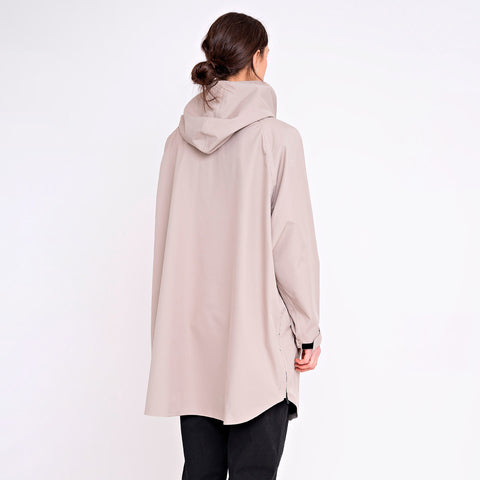 Johnny Love Embla Poncho - Norway Designs