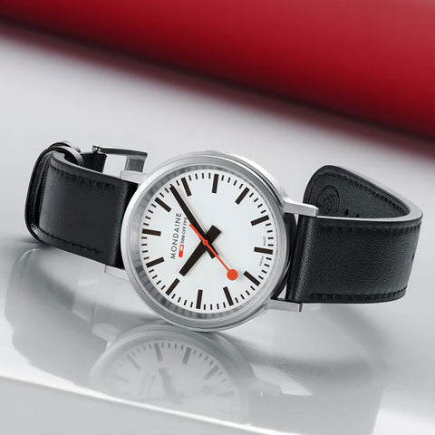 Mondaine Stop2go Armbåndsur 41mm Hvit/Sort - Norway Designs